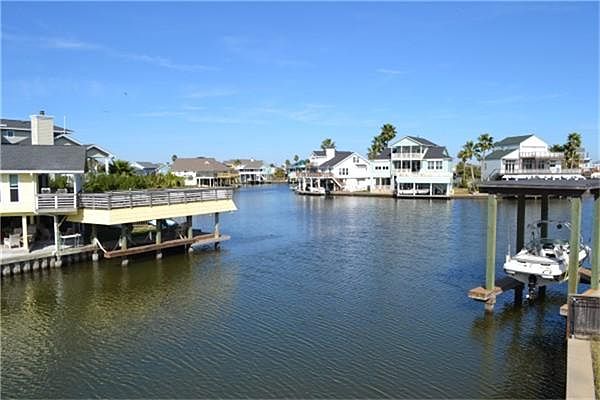 1st image of 16600 Pompano Way