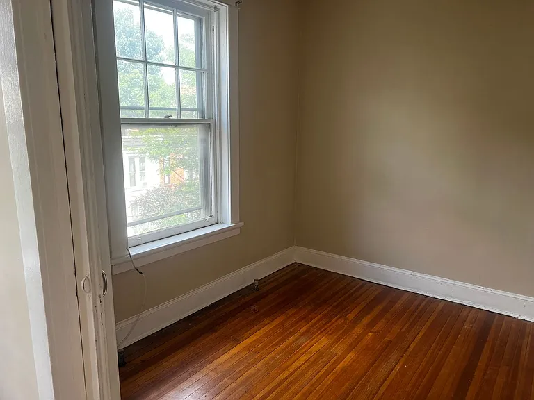 176 Chestnut Street — Photo 4