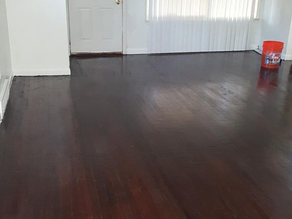 5th image of 2713 S Ethel St