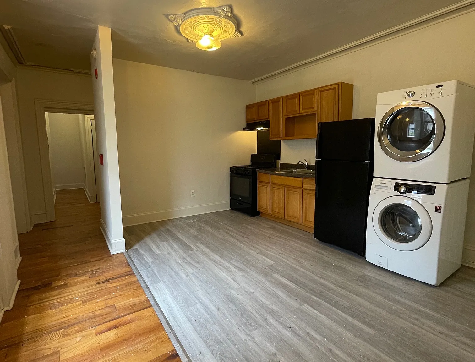 2 bed, 750 sqft, $1,195 — Photo 1