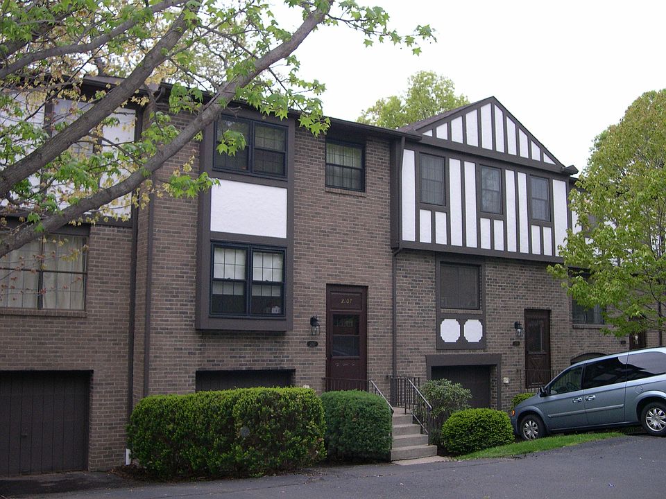 1st image of 2107 Saint James Pl