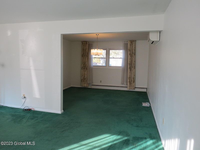 5th image of 27 Zelenke Drive