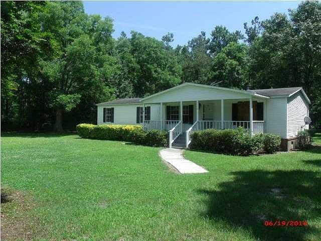 1st image of 3018 Hughes Dr