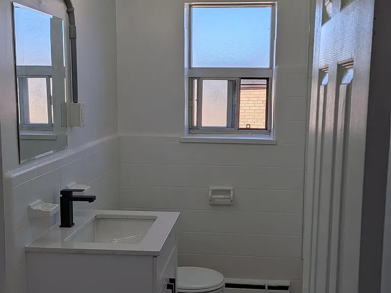 296 Saguenay Ave #11 — Photo 12