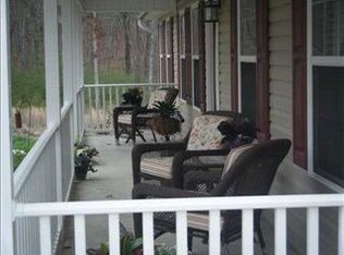 10137 Hunters Hollow Dr, Soddy Daisy, TN 37379