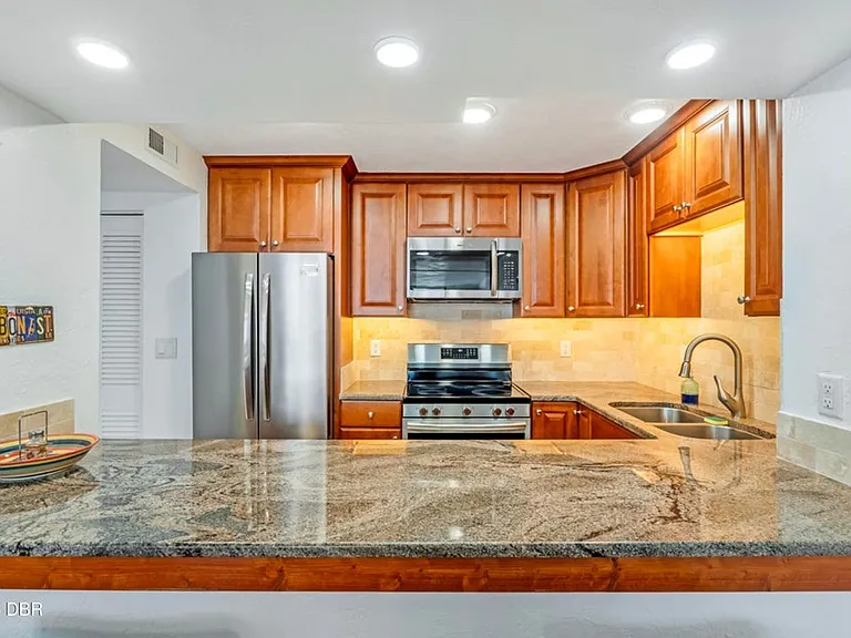 3051 S Atlantic Ave #1705 — Photo 5