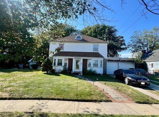 122 Rockaway Parkway, Valley Stream, NY