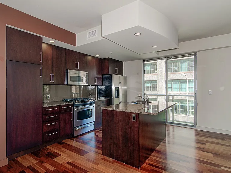 910 Lenora St #S303 — Photo 2