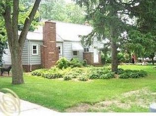 11420 Gold Arbor Rd, Plymouth, MI 48170