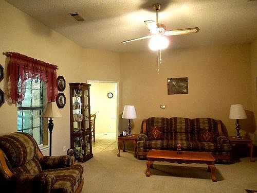 3rd image of 109 Elfen Glen St