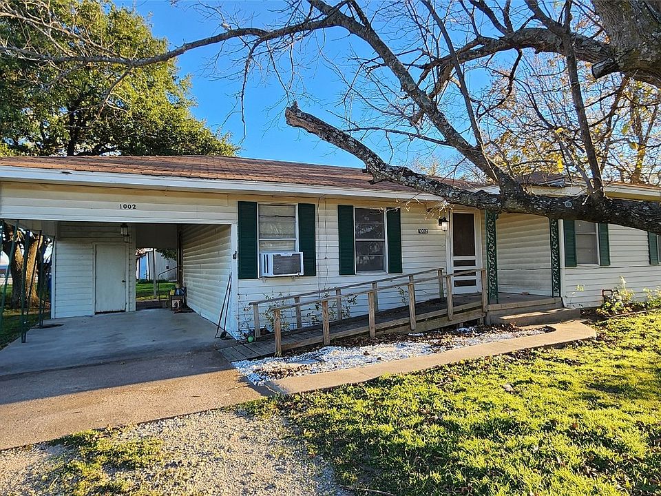 1002 Bell St, Coolidge, TX 76635 Zillow