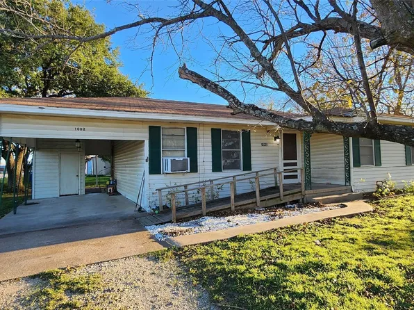 1002 Bell St, Coolidge, TX 76635