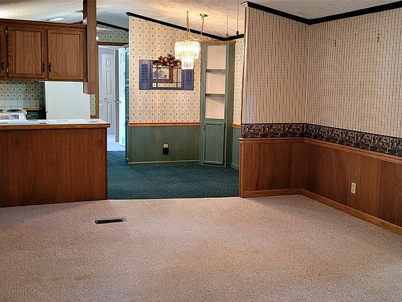 4th image of 1914 Northwood Ln