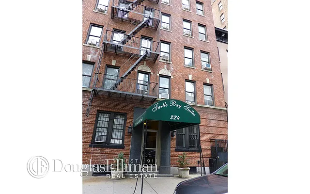 Rented by Douglas Elliman | media 29