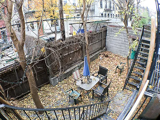 Rented by Francine Realty | media 11