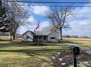 8271 Arlington Rd, Brookville, OH 45309