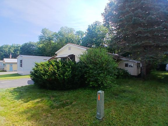 2nd image of 35 Cogswell Way
