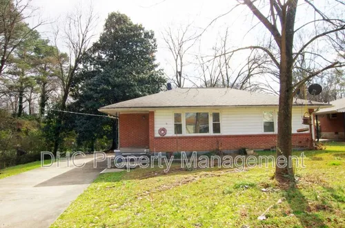 575 Georgia Ave Photo 1