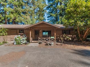 82 E Rainbow Rd, Waldport, OR 97394