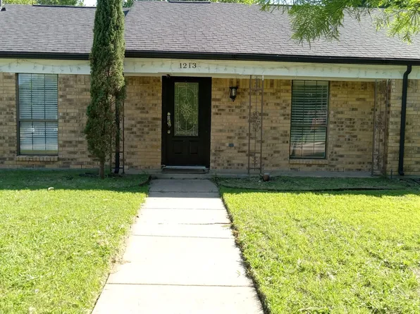 1213 Sicily Ct, Garland, TX 75040