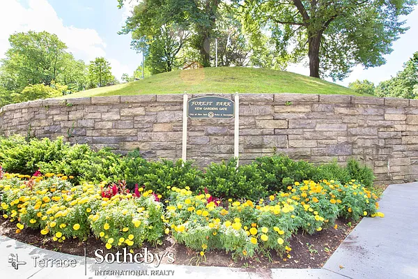 Rented by Terrace Sotheby's International Realty | media 17