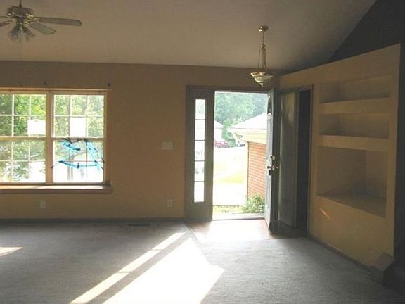 5th image of 9887 Potomac Ct