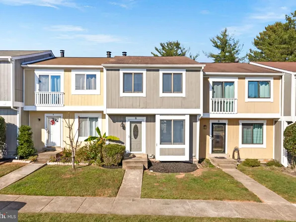 6 Sugarland Square Ct, Sterling, VA 20164