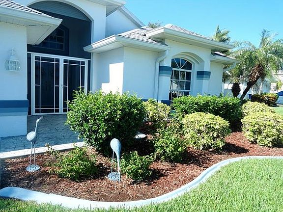 2nd image of 3360 Clubview Dr