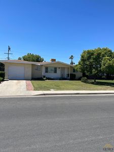 1810 7th Ave, Delano, CA, 93215