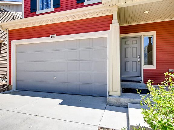 3rd image of 4728 Walden Way