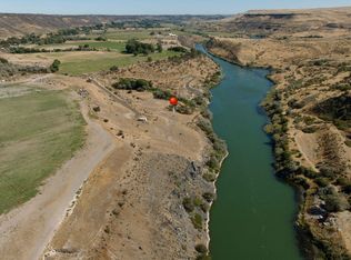 393 Rapid River Ct, Bliss, ID 83314