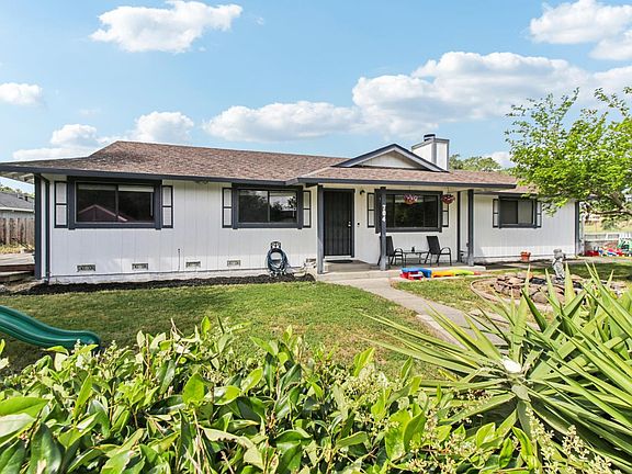 2nd image of 704 Daybrook Drive
