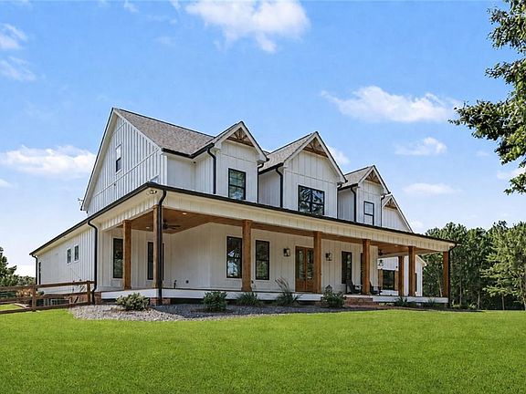 5th image of 1910 Carlan Rd