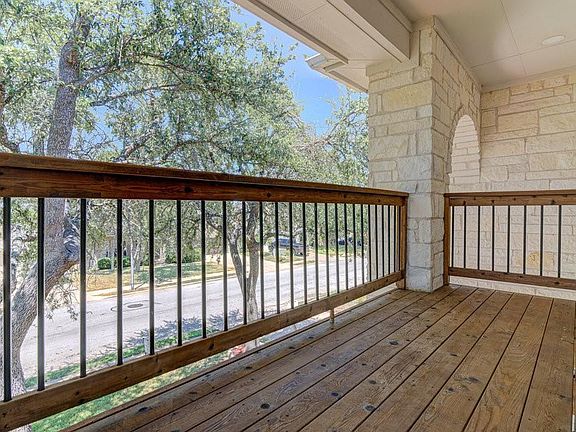 5th image of 2906 Cashell Wood Dr