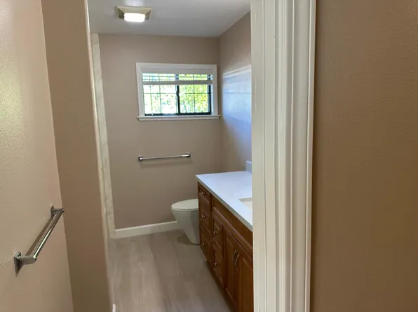 206 Lancaster Rd, Walnut Creek, CA 94595