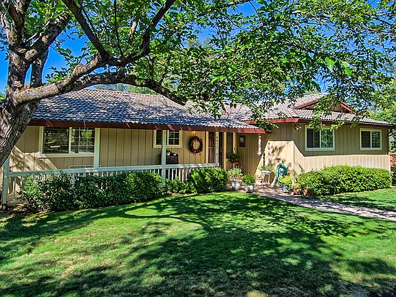 2nd image of 8872 Olney Park Dr