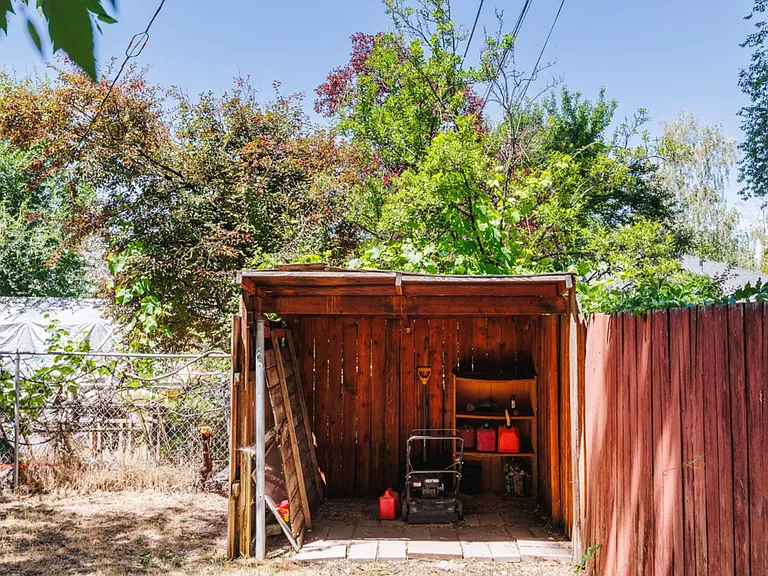 265 E Browning Ave — Photo 33