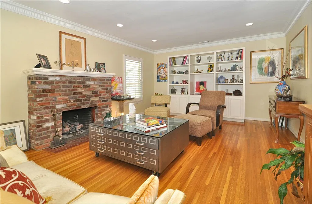 3 bed, 3.5 bath, 2000 sqft, $6,500 — Photo 3