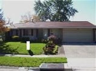 858 Cherry Blossom Dr, Dayton, OH 45449