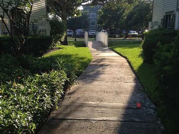 5th image of 270 Promenade Dr