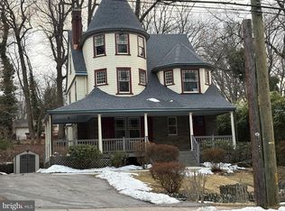 1250 Ashbourne Rd, Elkins Park, PA 19027