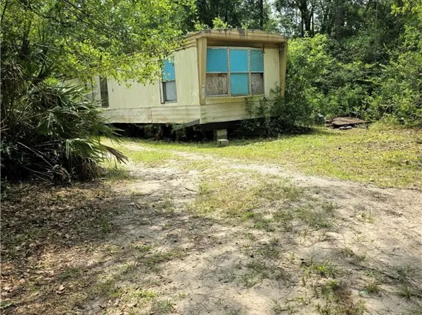 603 Sams Trl, Hortense, GA 31543