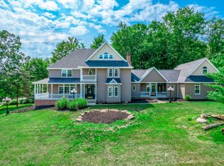 6356 Rockledge Dr, Brecksville, OH 44141