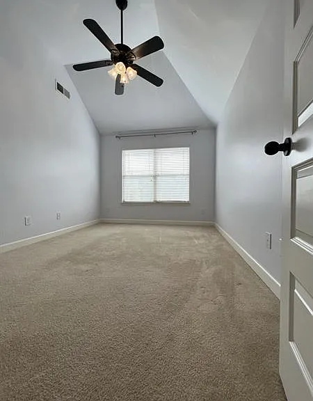 921 Prather Ct — Photo 23