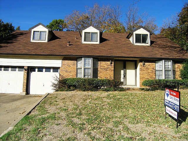 1st image of 1707 W Lovers Ln