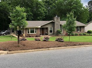 1804 Northgate Dr, Opelika, AL 36801
