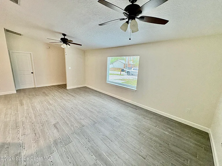 1274 Coral Reef Ave NW — Photo 21