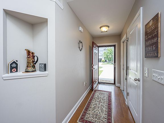 5th image of 403 Wynfield Forest Dr