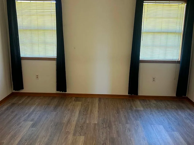 606 Northview Dr — Photo 6