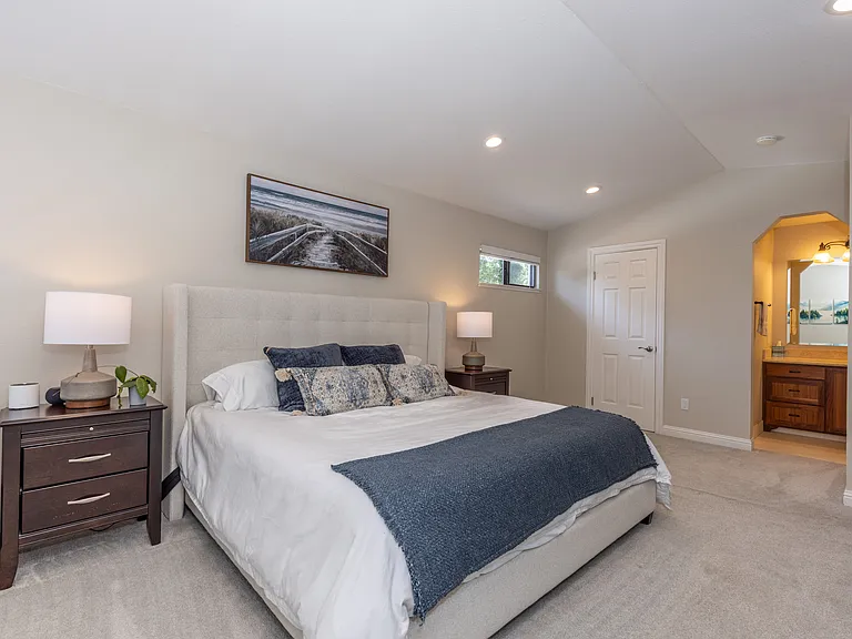 1090 Shady Creek Pl — Photo 12